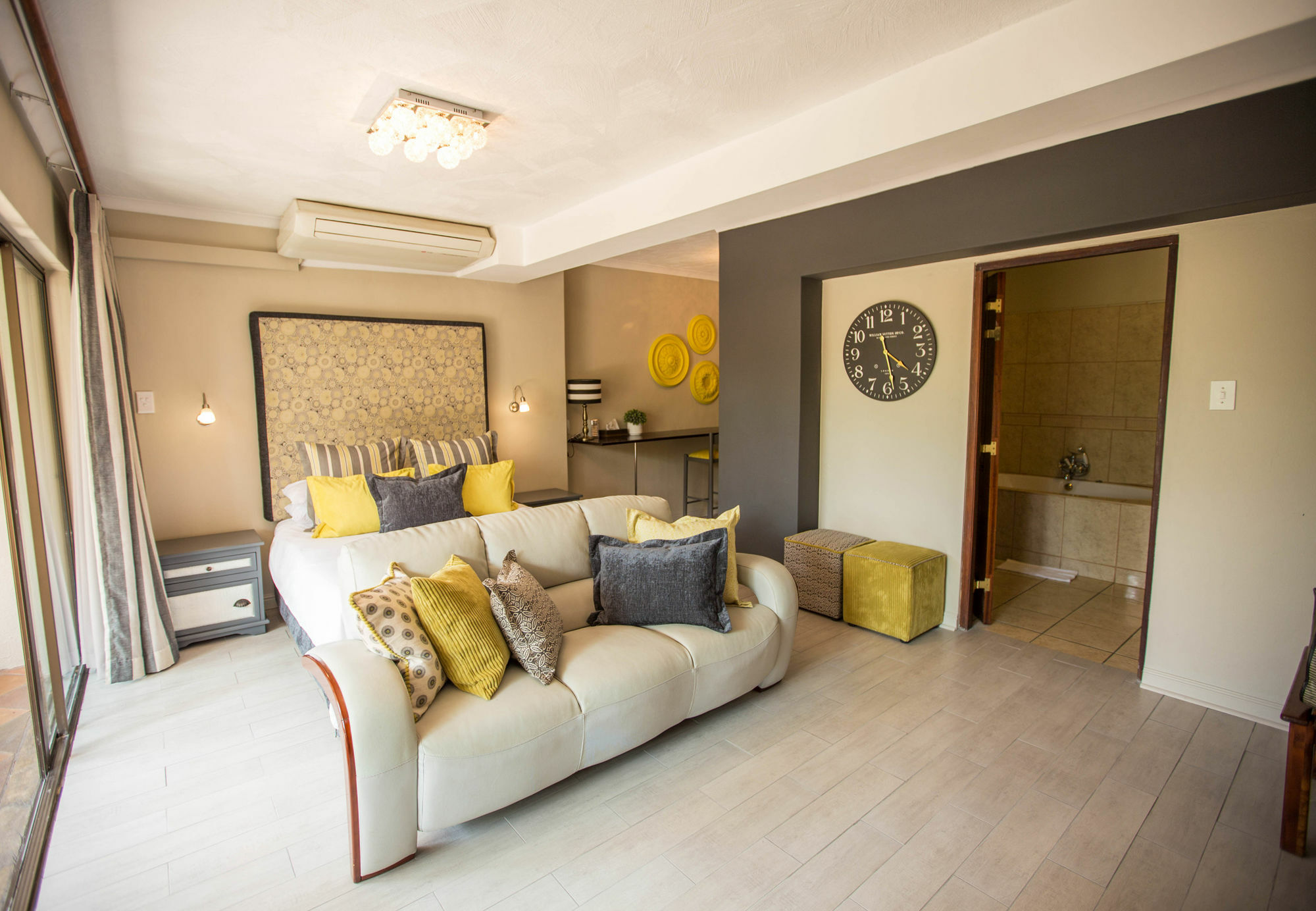 La Roca Guest House Mbombela Exteriér fotografie