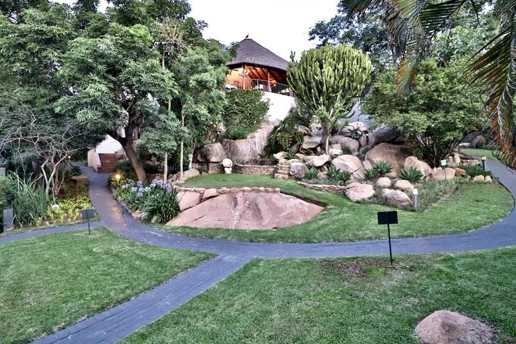 La Roca Guest House Mbombela Exteriér fotografie